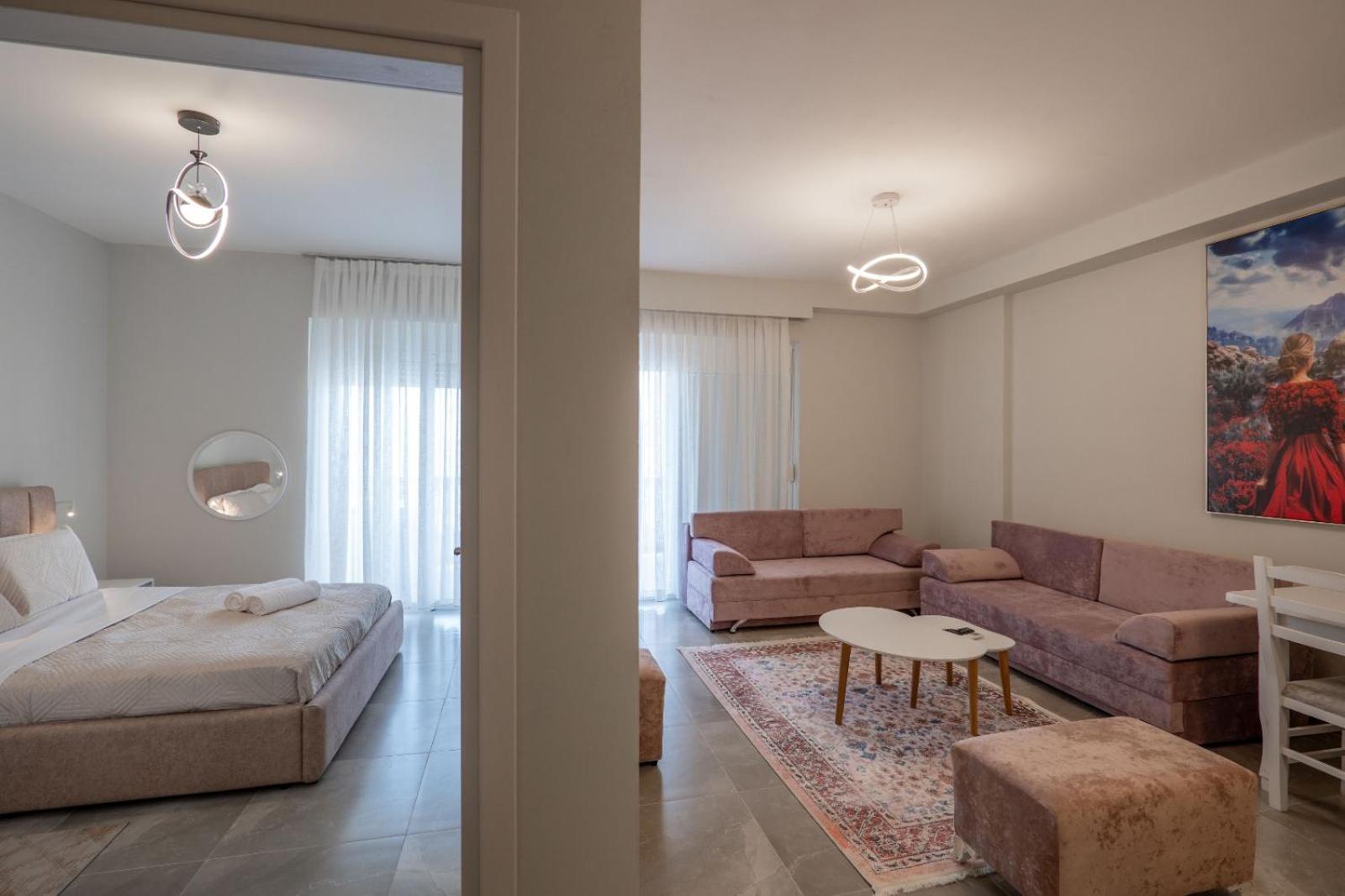 Esel Apartments Sarandë Buitenkant foto