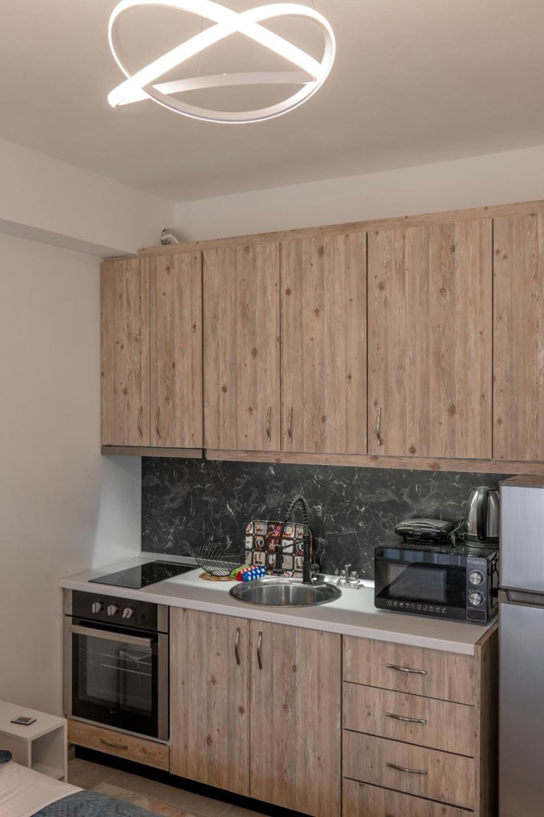 Esel Apartments Sarandë Buitenkant foto