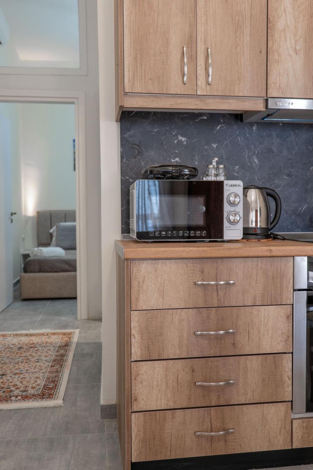 Esel Apartments Sarandë Buitenkant foto
