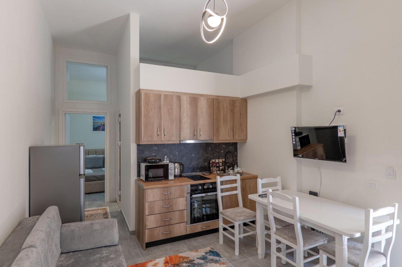 Esel Apartments Sarandë Buitenkant foto