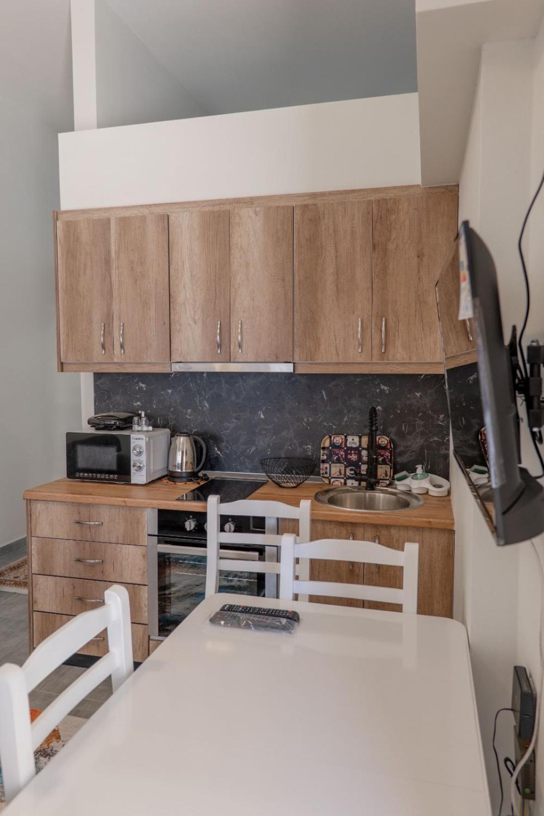 Esel Apartments Sarandë Buitenkant foto
