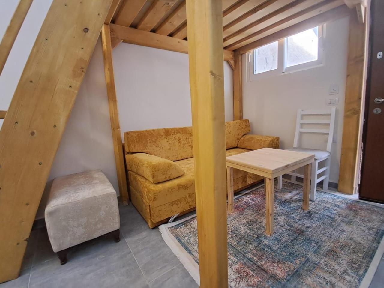 Esel Apartments Sarandë Buitenkant foto