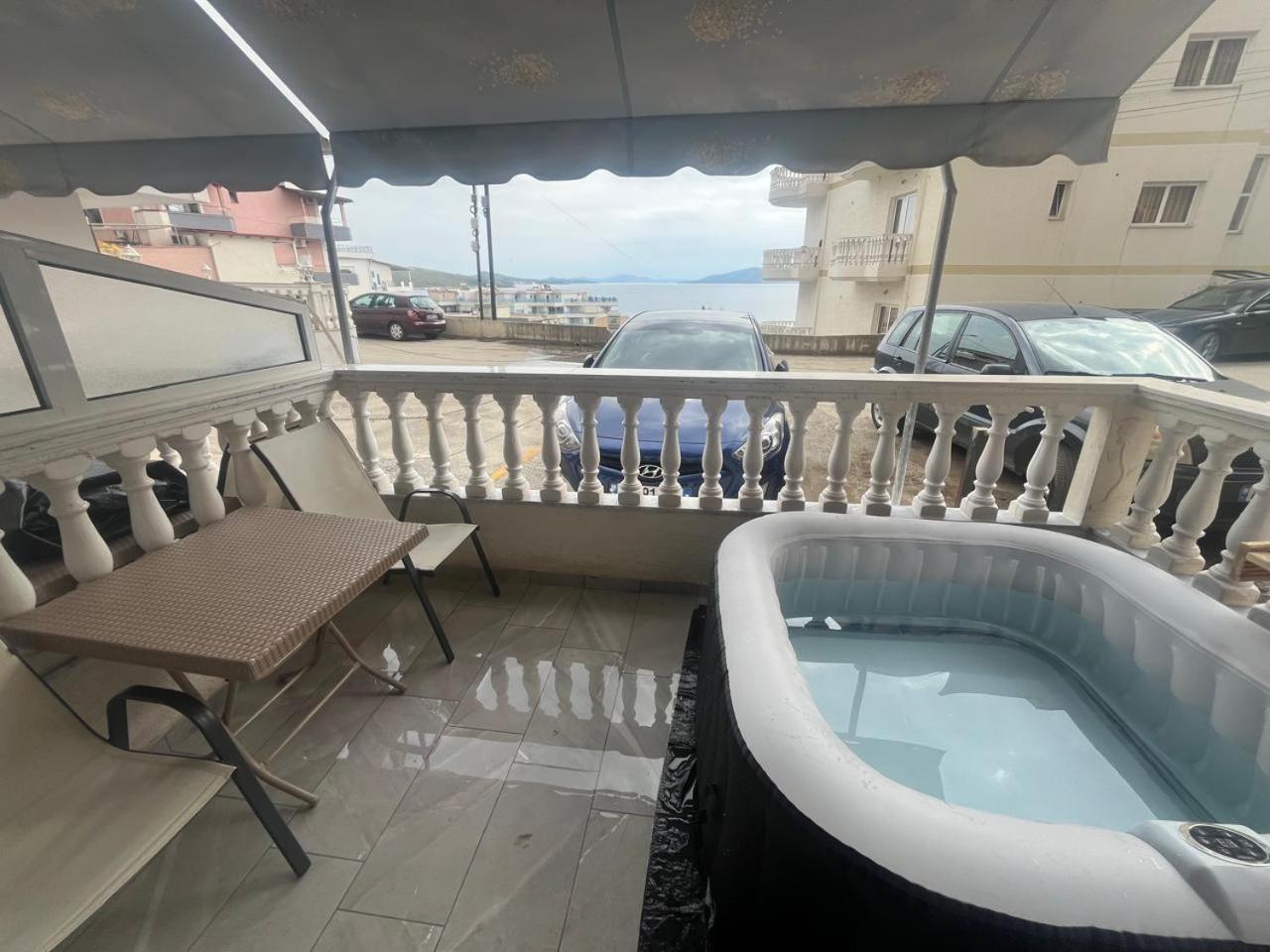 Esel Apartments Sarandë Buitenkant foto
