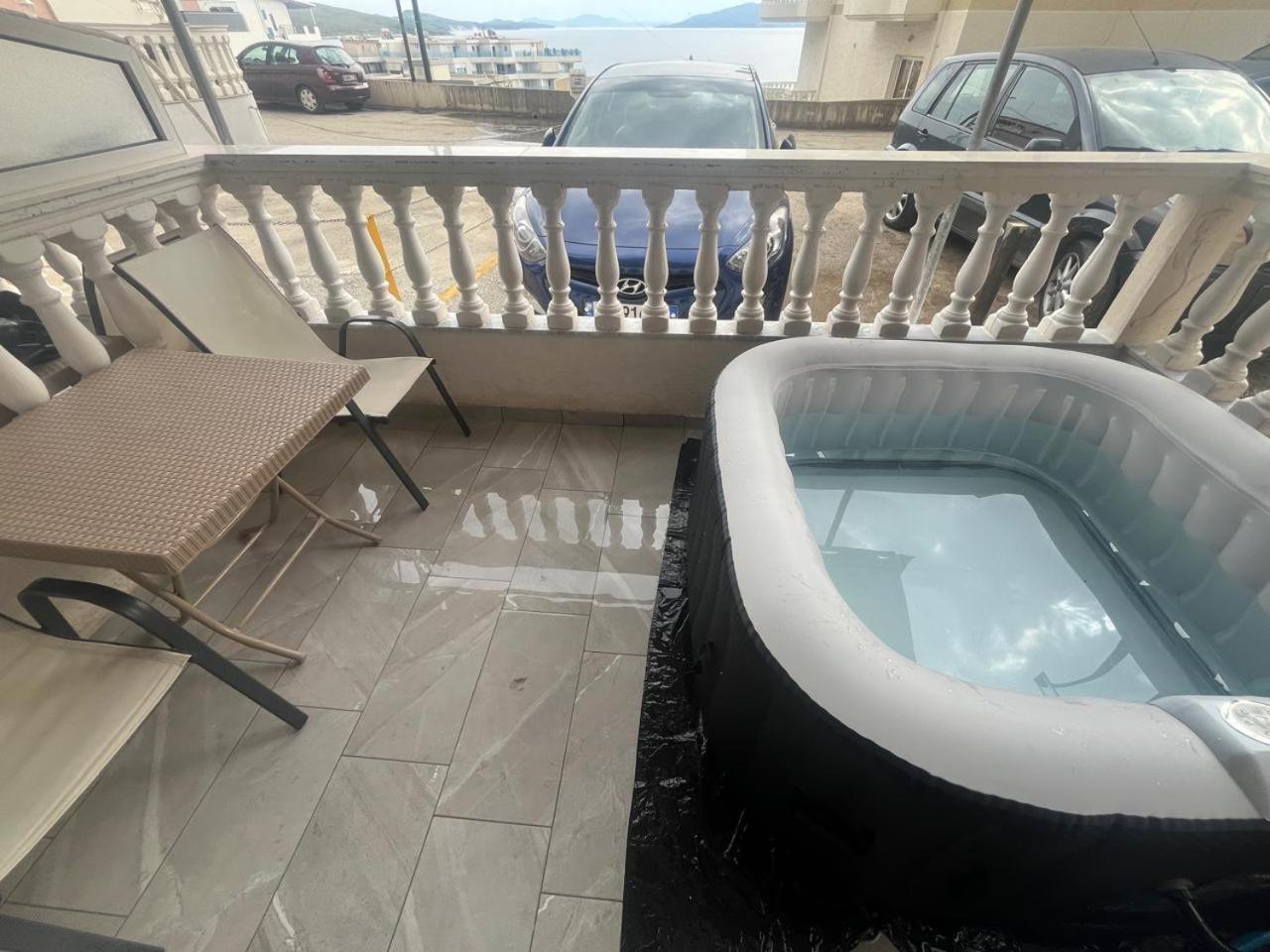 Esel Apartments Sarandë Buitenkant foto